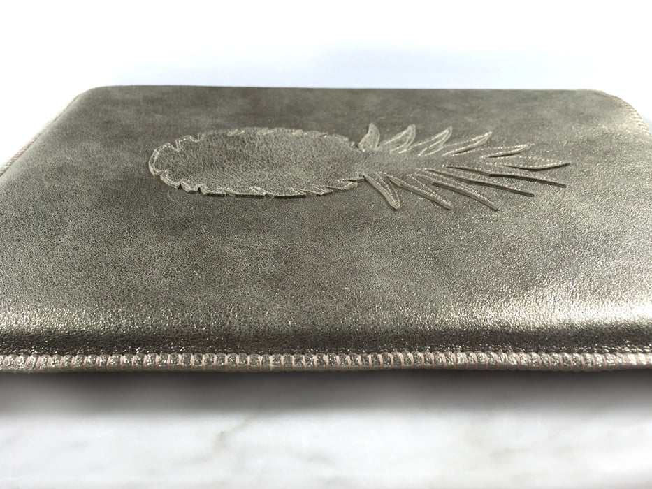 Tablet Hülle Ananas - Leder Lammnappa gold metallisiert - CONCUELA - 3